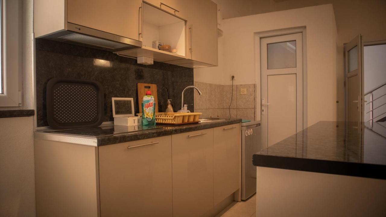 Apartments&Rooms Mido 维索科 外观 照片