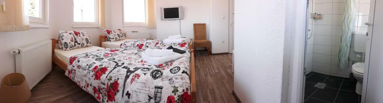 Apartments&Rooms Mido 维索科 外观 照片